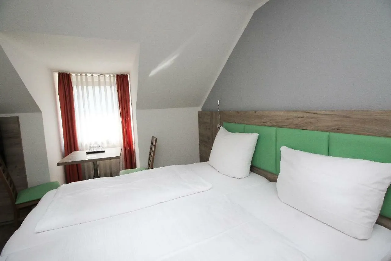 ***  Hotel Pension Koeberl Munich Allemagne