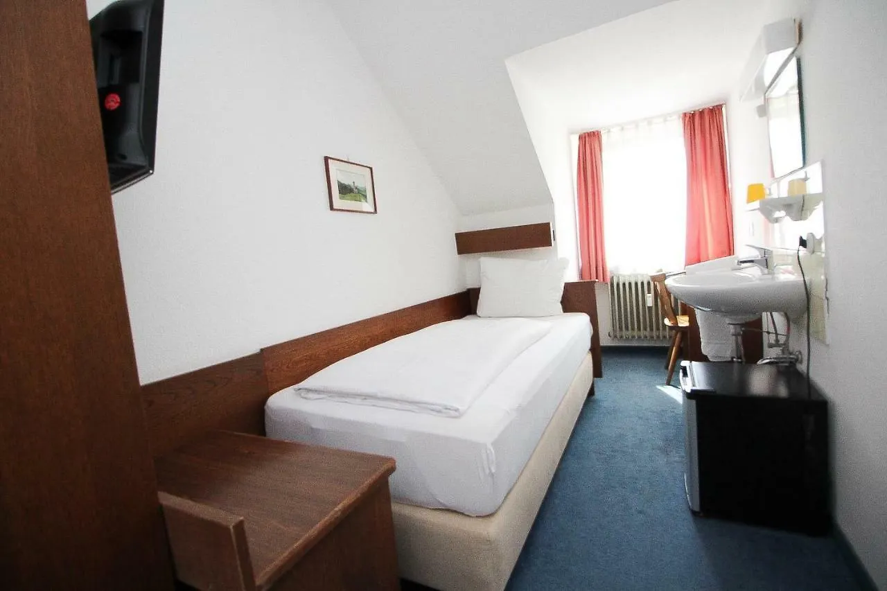 Hotel Pension Koeberl Munich